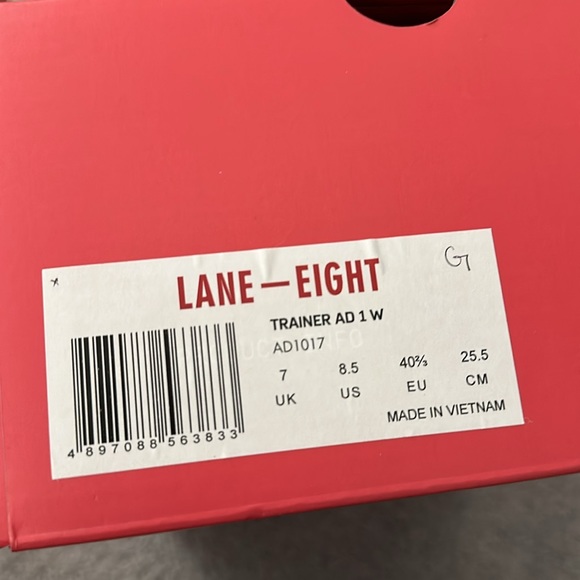 Lane Eight Lunar Gray Trainer - Picture 9 of 9